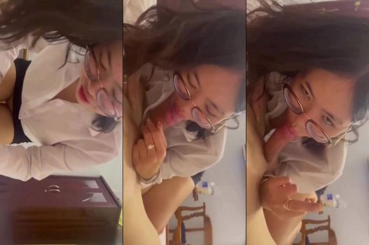 Em thư ký dâm trong bộ đồ công sở mê chim đen